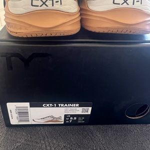 Used womens CXT-1 Trainer 7 good condition
